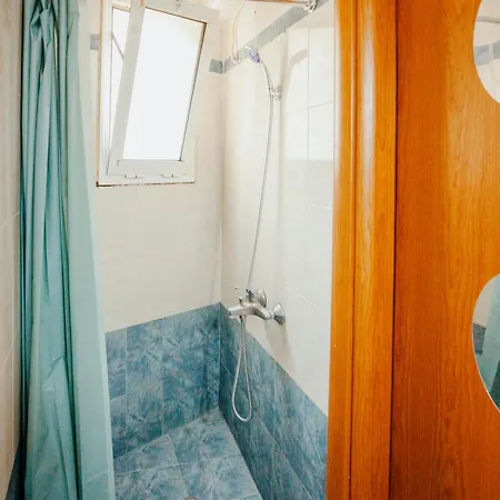 Stylish Flat Downtown